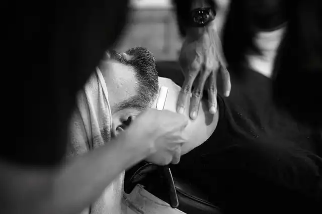 straight-razor image